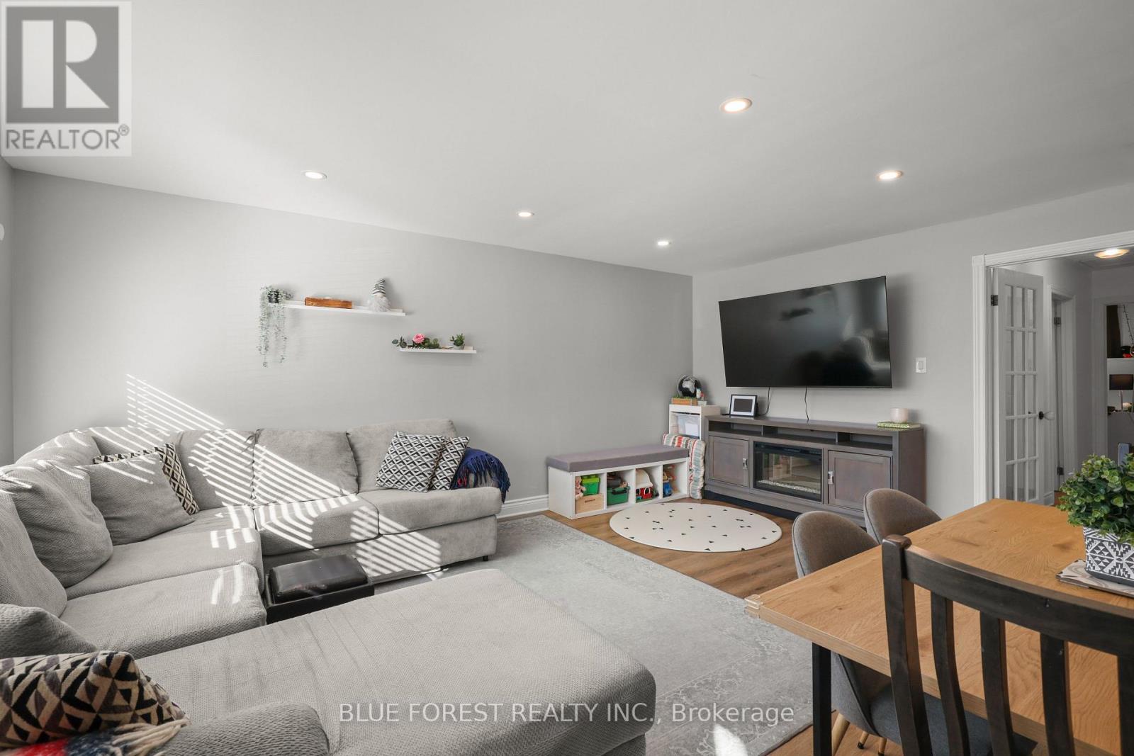 106 Harold Ct Court, Lucan Biddulph, Ontario  N0M 2J0 - Photo 13 - X13870900