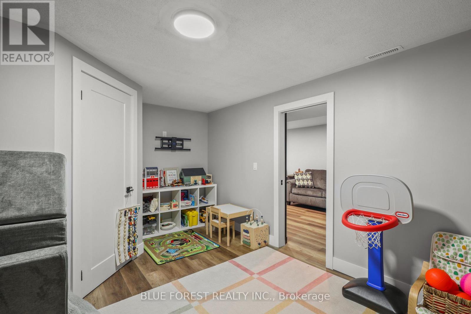 106 Harold Ct Court, Lucan Biddulph, Ontario  N0M 2J0 - Photo 34 - X13870900