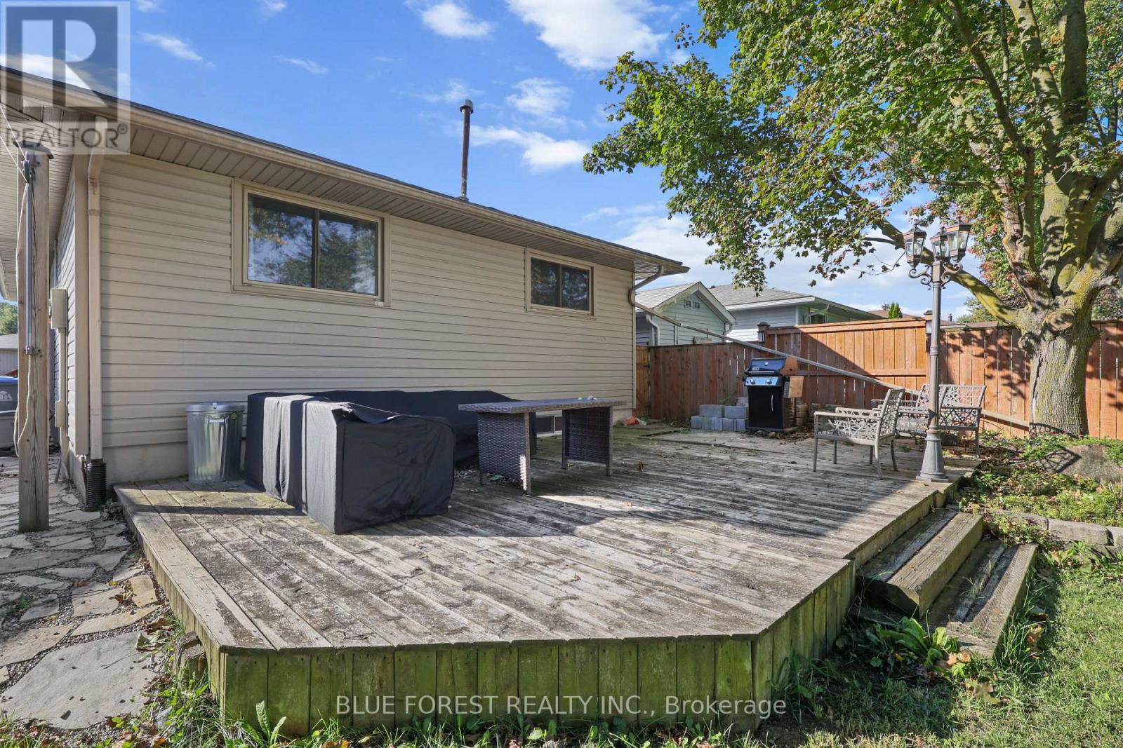 106 Harold Ct Court, Lucan Biddulph, Ontario  N0M 2J0 - Photo 38 - X13870900