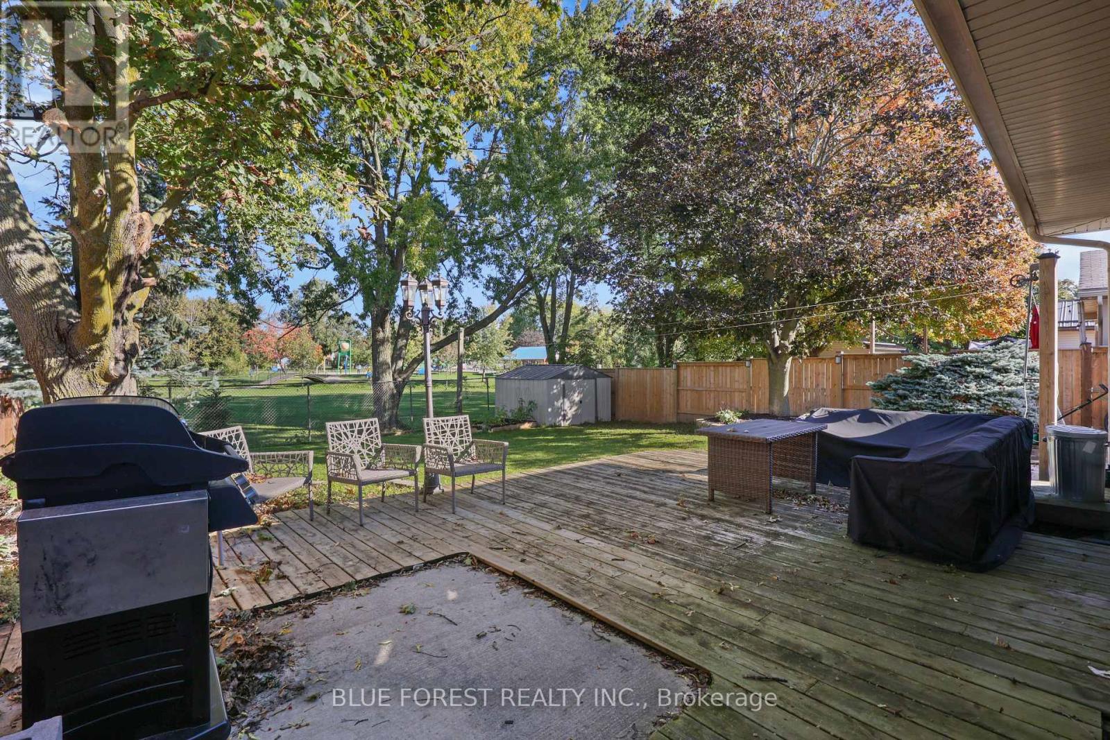 106 Harold Ct Court, Lucan Biddulph, Ontario  N0M 2J0 - Photo 39 - X13870900