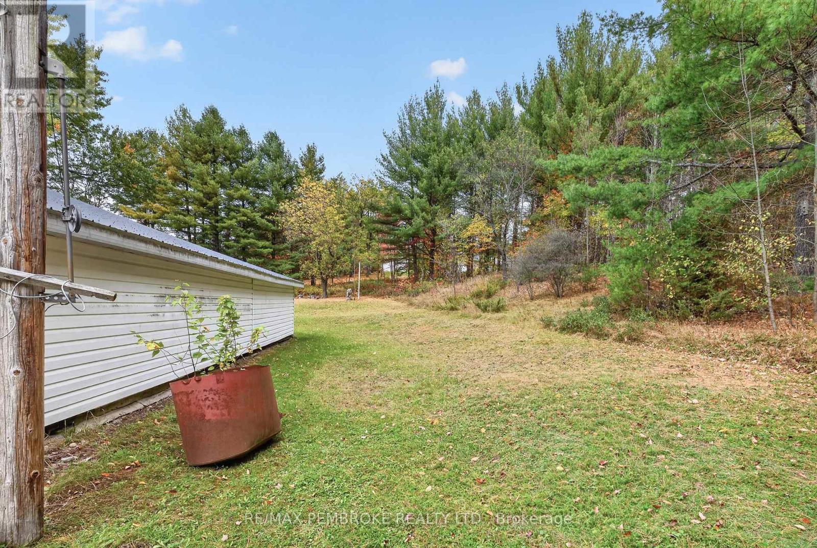 39326 Highway 41 Highway, Laurentian Valley, Ontario  K8A 6W4 - Photo 11 - X13870784
