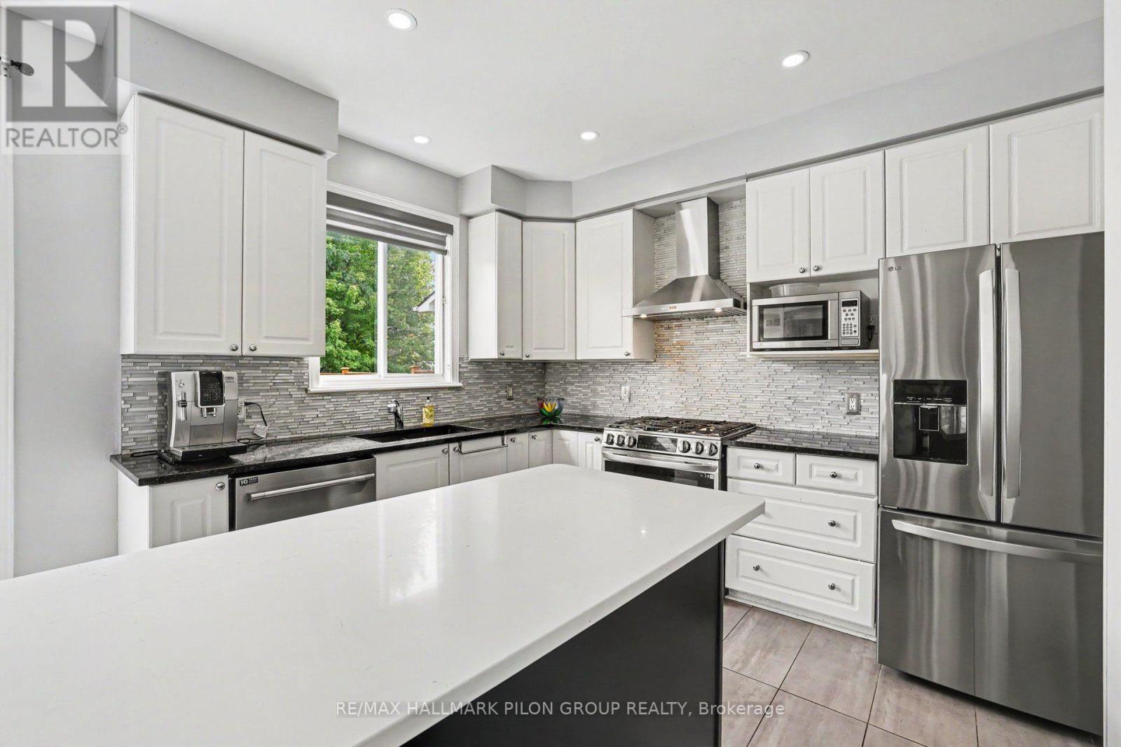 4377 Rainforest Drive, Ottawa, Ontario  K1V 1L4 - Photo 10 - X13870810