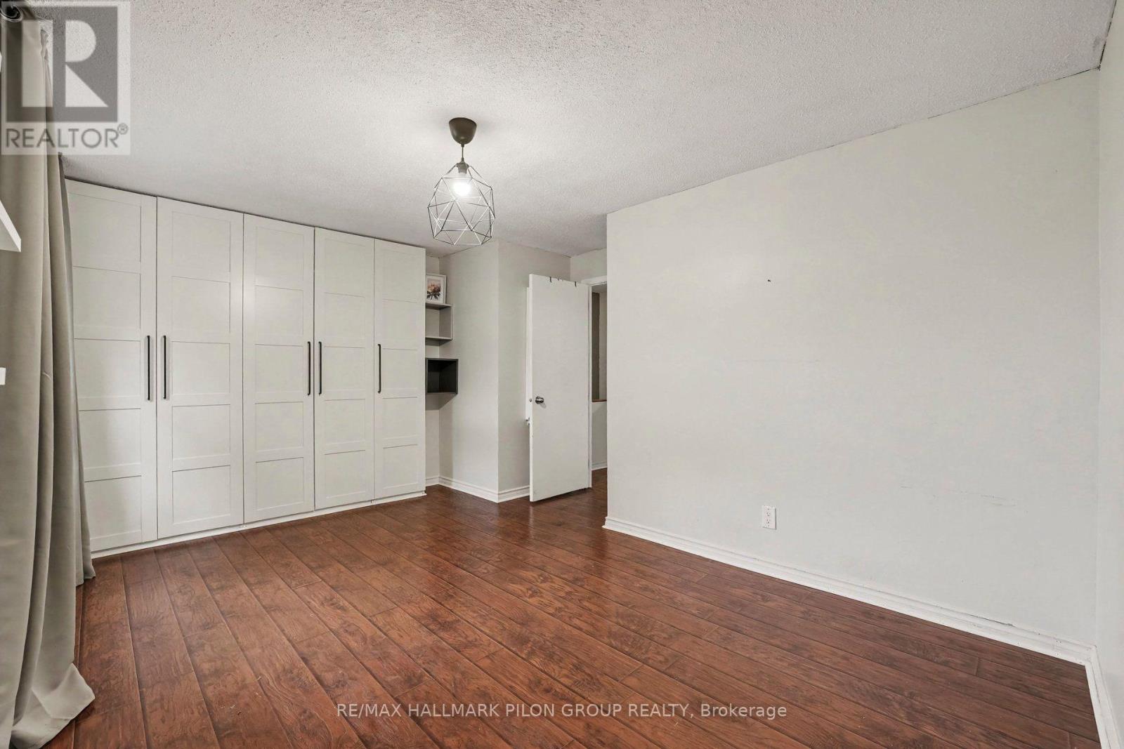 1248 Bethamy Lane, Ottawa, Ontario  K1J 8P4 - Photo 13 - X13870908
