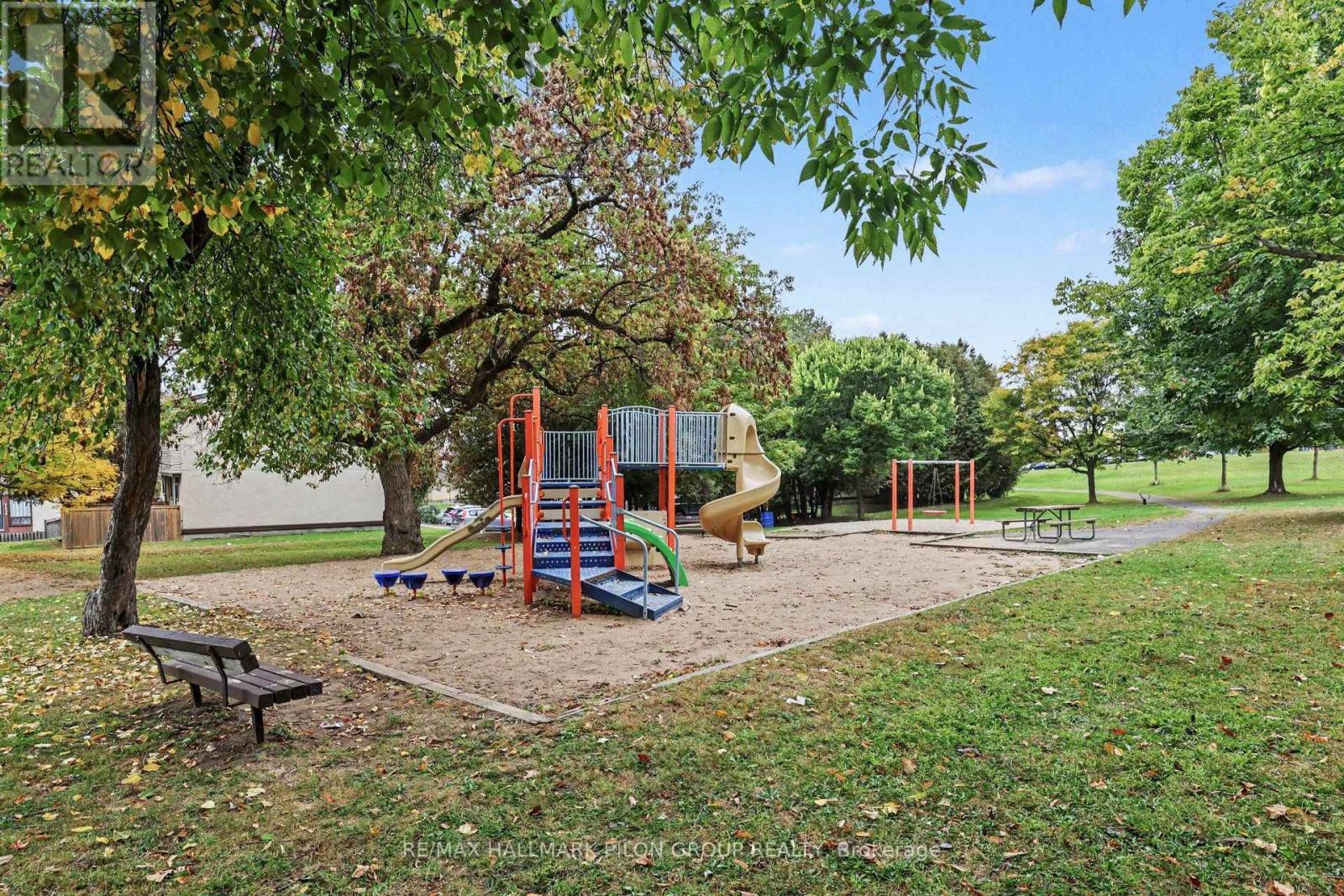 1248 Bethamy Lane, Ottawa, Ontario  K1J 8P4 - Photo 18 - X13870908