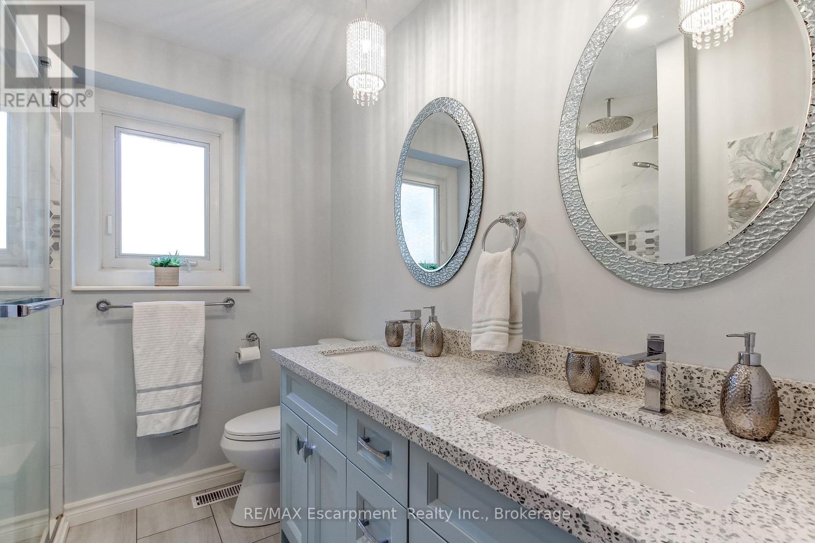 215 Briar Hill Crescent, Hamilton, Ontario  L9G 3M9 - Photo 21 - X13871020