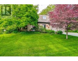 215 BRIAR HILL CRESCENT, Hamilton, Ontario