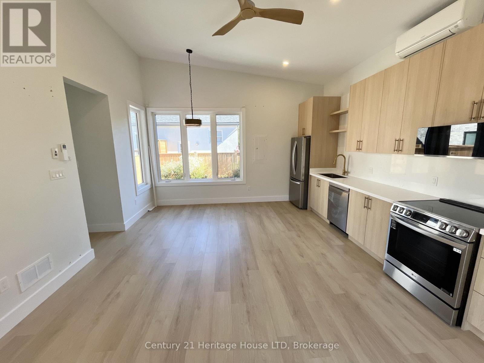 26b Valley Road, St. Catharines, Ontario  L2S 1Y6 - Photo 9 - X13870852