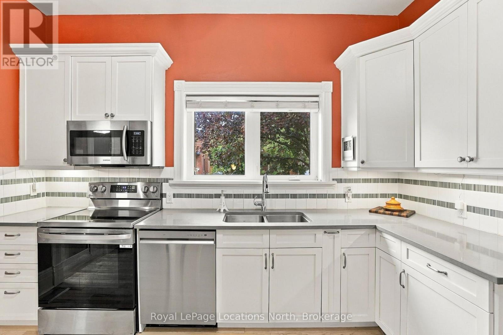 264 Saint Paul Street, Collingwood, Ontario L9Y 3P7 - Photo 17 - S13870694