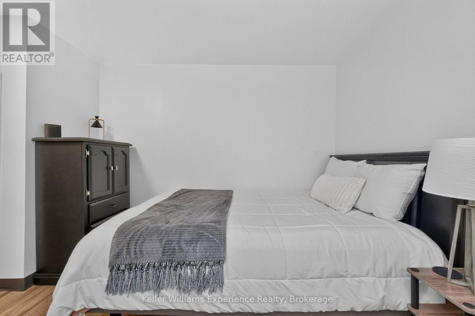 13 Lindsay Court, Barrie, Ontario  L4M 6G5 - Photo 31 - S13871018