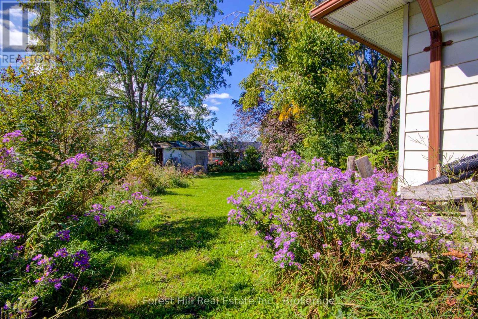 35 Courtland Street, Ramara, Ontario  L3V 1A3 - Photo 17 - S13871022