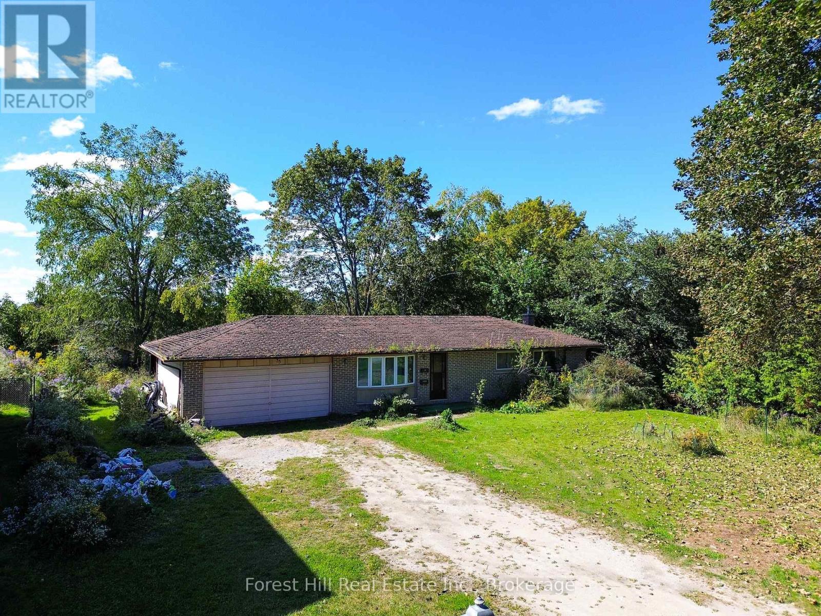 35 Courtland Street, Ramara, Ontario  L3V 1A3 - Photo 2 - S13871022