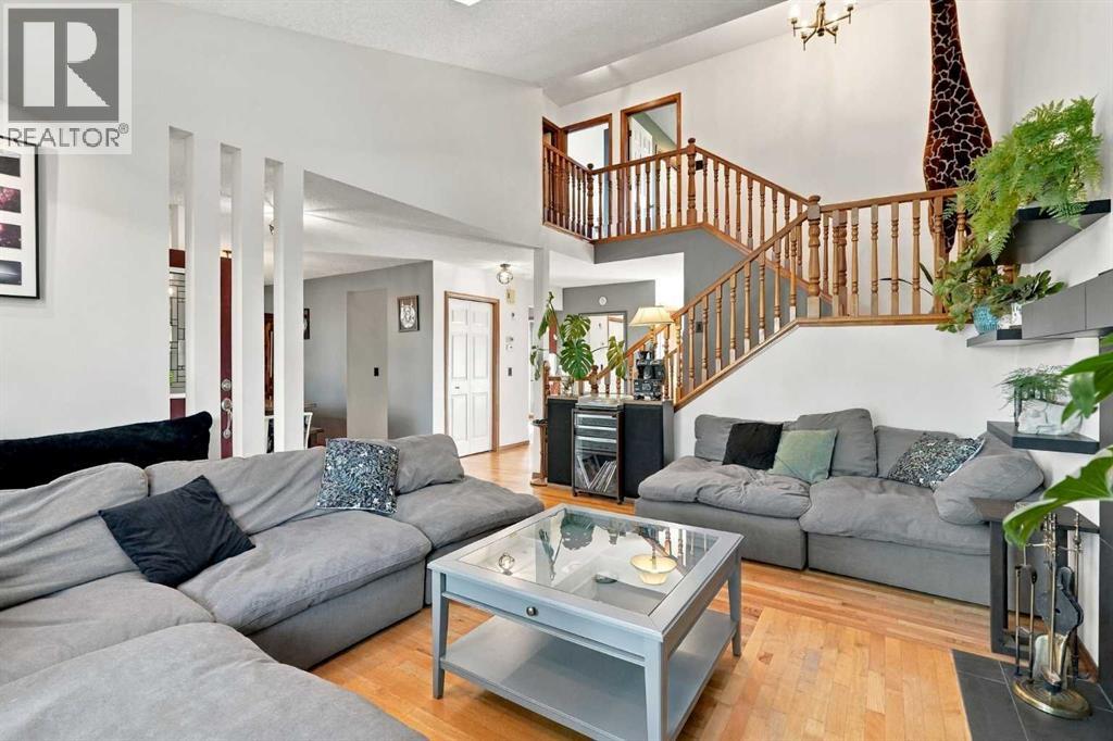 296 Woodbine Boulevard SW