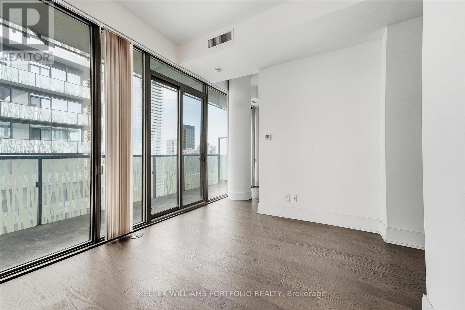 5305 - 50 Charles Street E, Toronto, Ontario  M4Y 0C3 - Photo 11 - C13870658