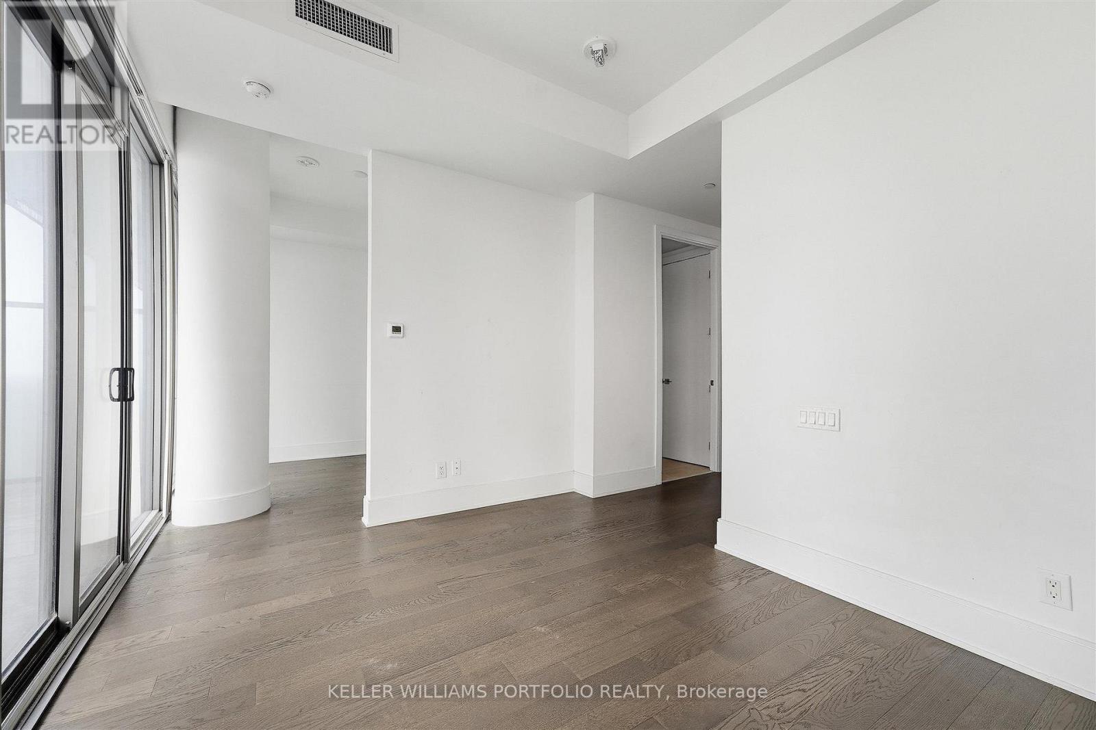 5305 - 50 Charles Street E, Toronto, Ontario  M4Y 0C3 - Photo 13 - C13870658
