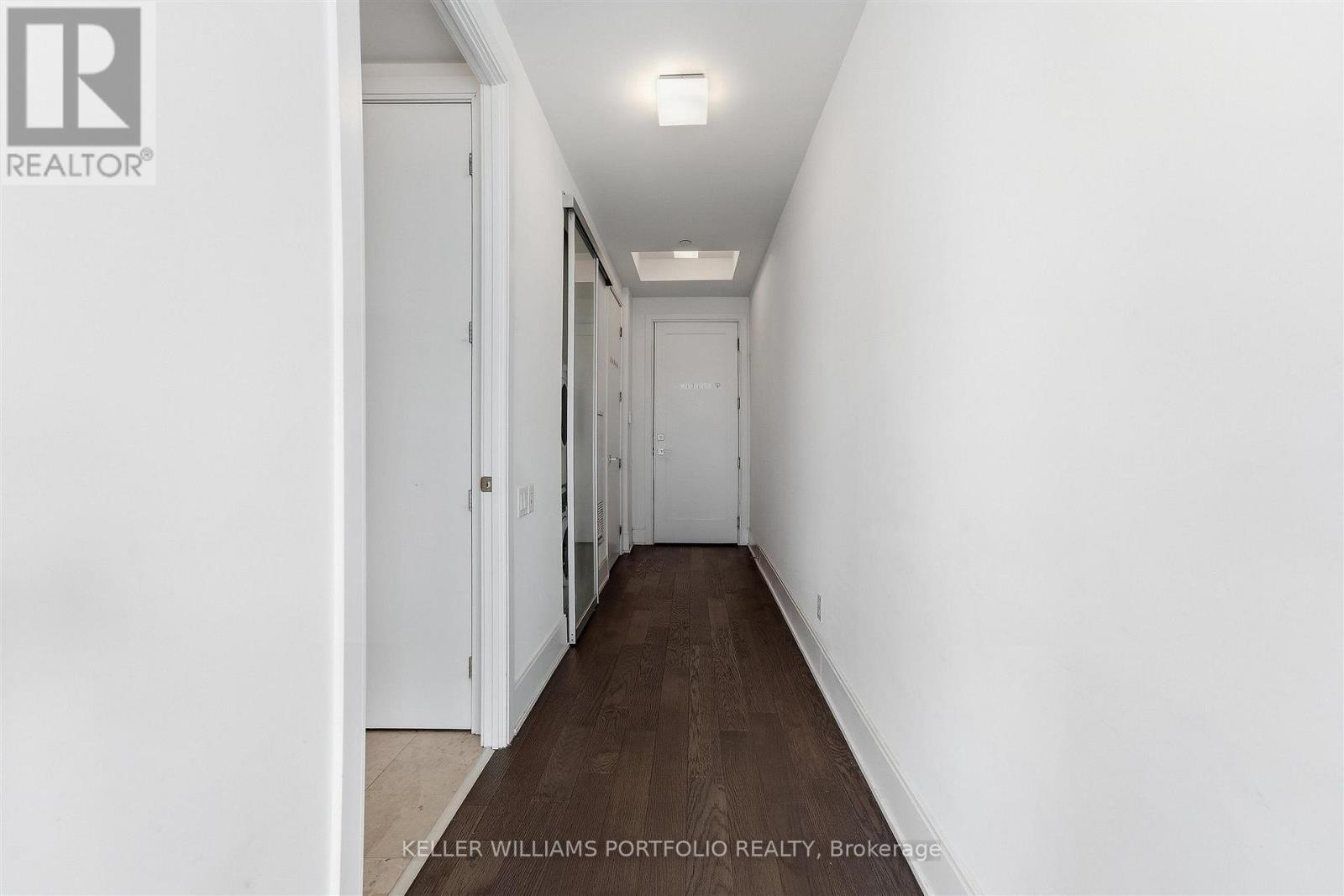 5305 - 50 Charles Street E, Toronto, Ontario  M4Y 0C3 - Photo 6 - C13870658
