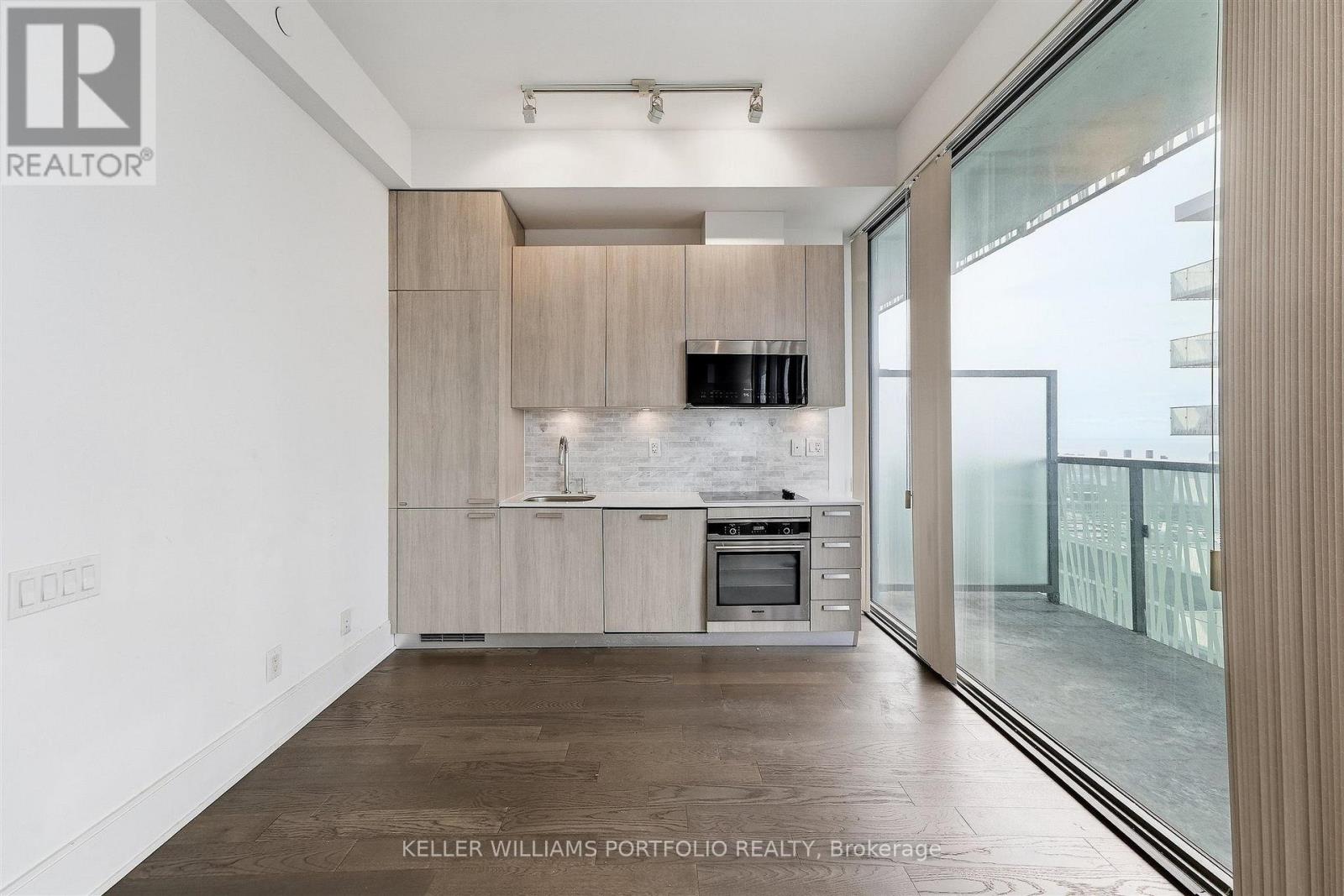 5305 - 50 Charles Street E, Toronto, Ontario  M4Y 0C3 - Photo 8 - C13870658