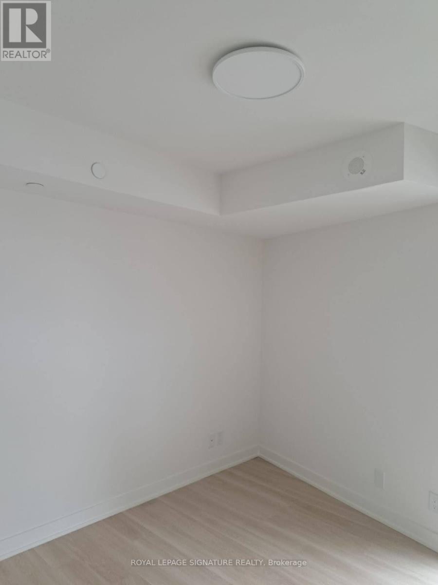 204 - 30 TRETTI WAY