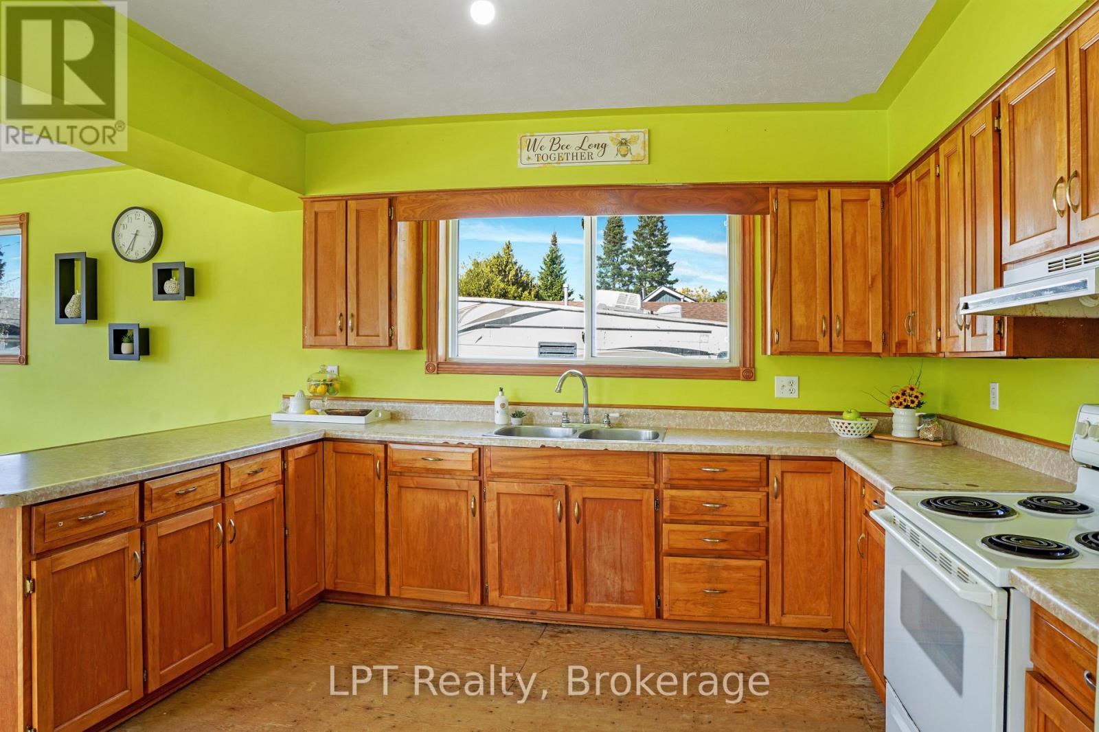 629 John Street, South Bruce Peninsula, Ontario N0H 2T0 - Photo 17 - X13871002