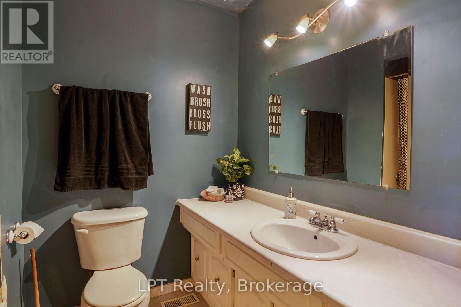 629 John Street, South Bruce Peninsula, Ontario N0H 2T0 - Photo 20 - X13871002