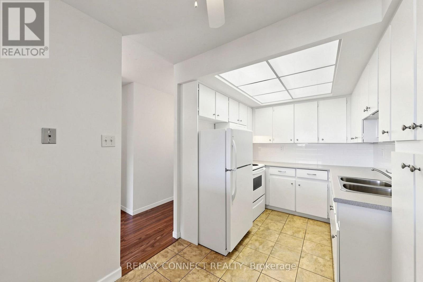 1614 - 121 Ling Road, Toronto, Ontario  M1E 4Y2 - Photo 11 - E13870864