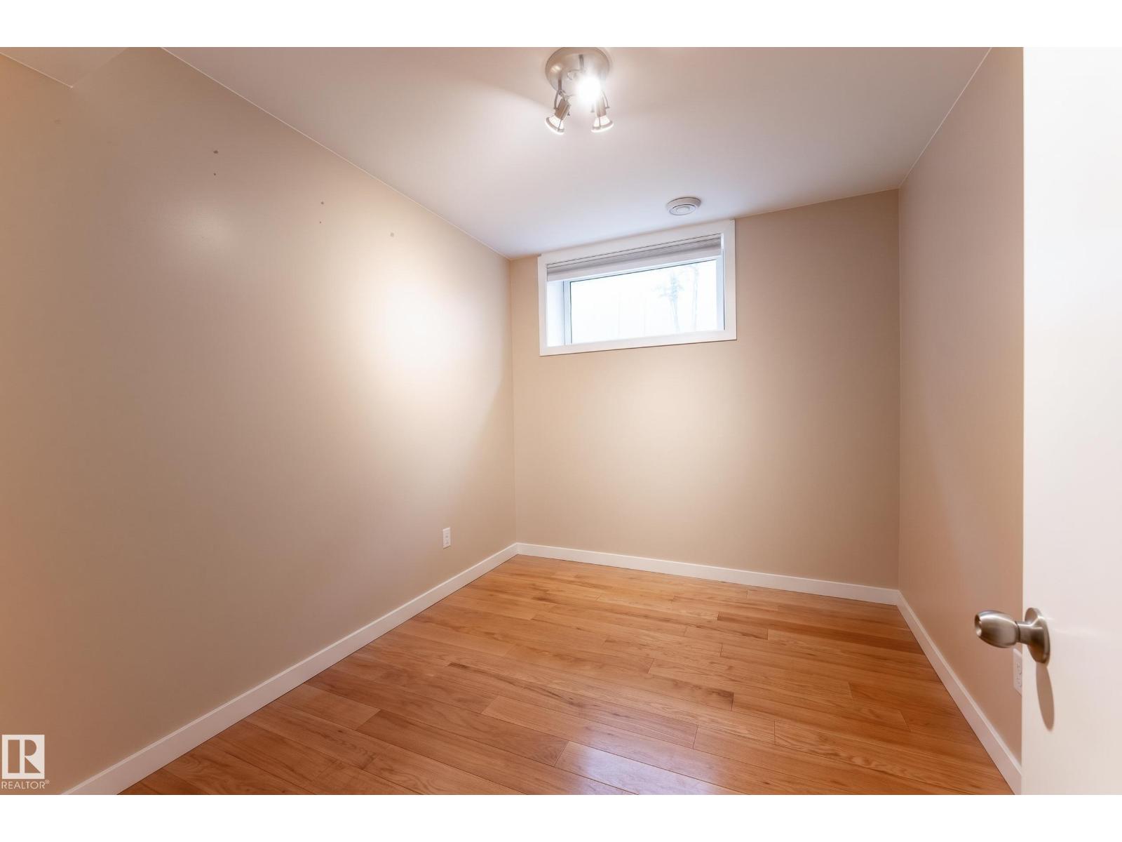 10320 76 ST NW NW