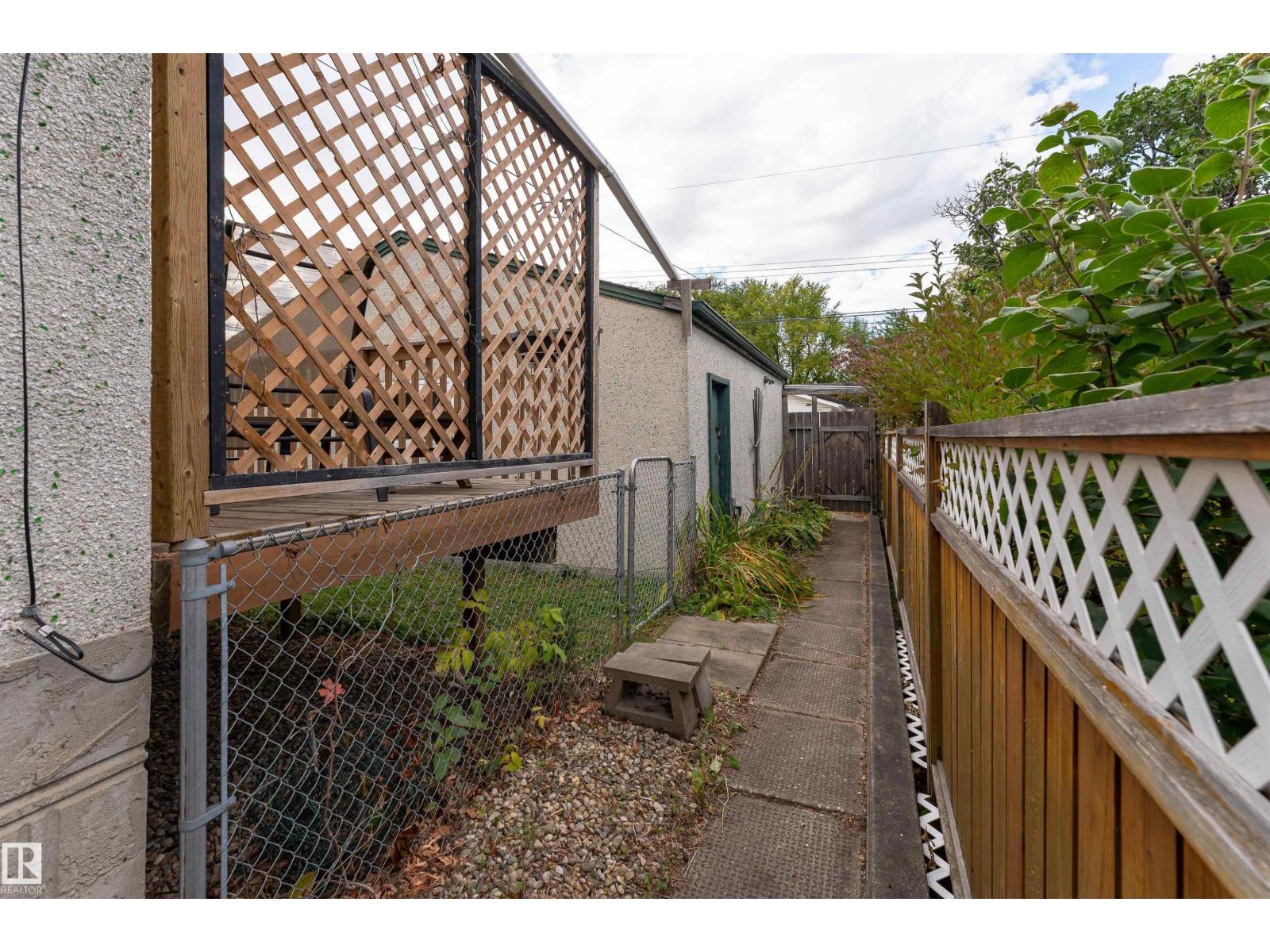 10320 76 ST NW NW
