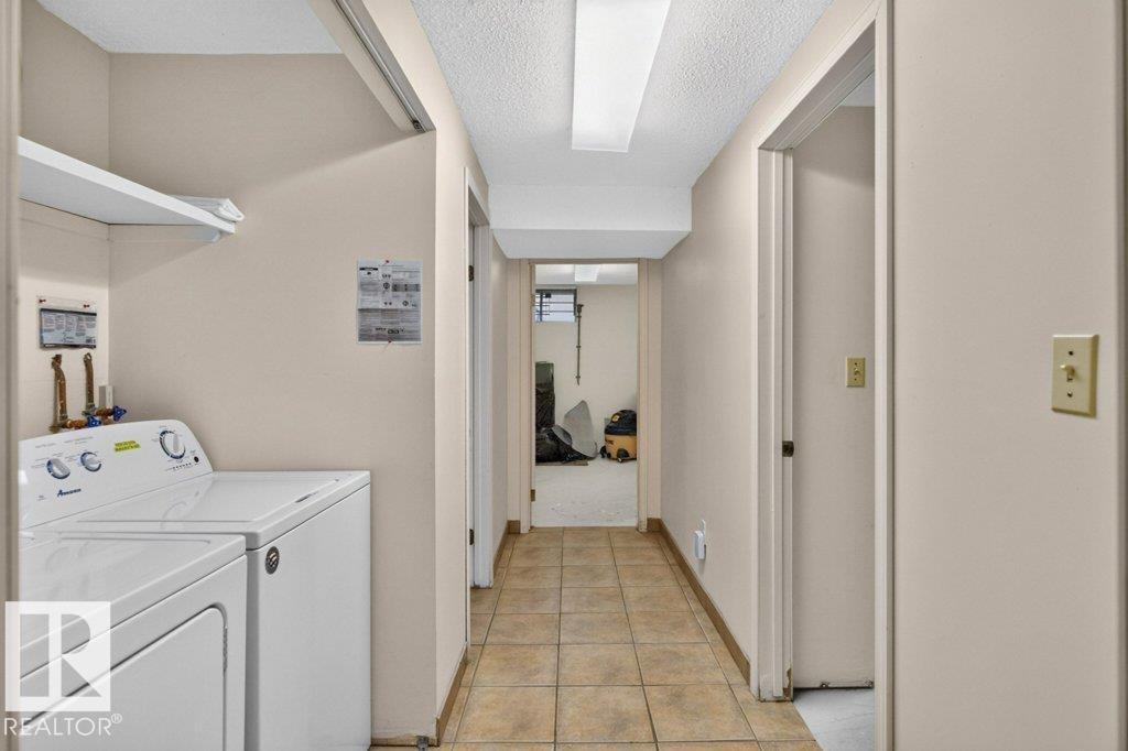 8612 175 ST NW