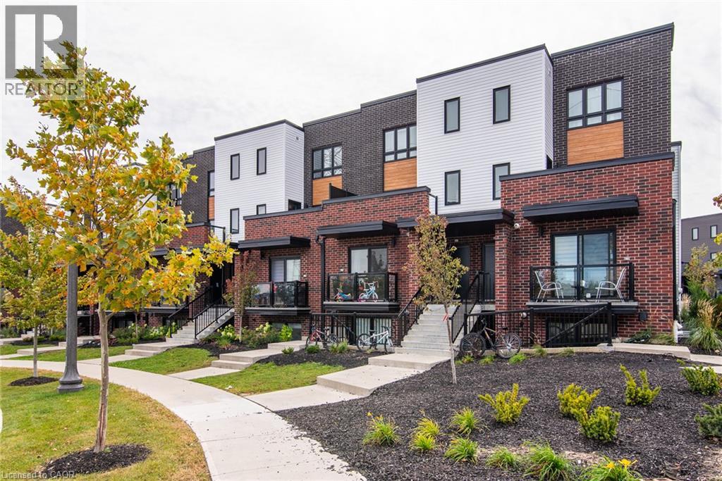 243 CHAPEL HILL Drive, Kitchener, Ontario
