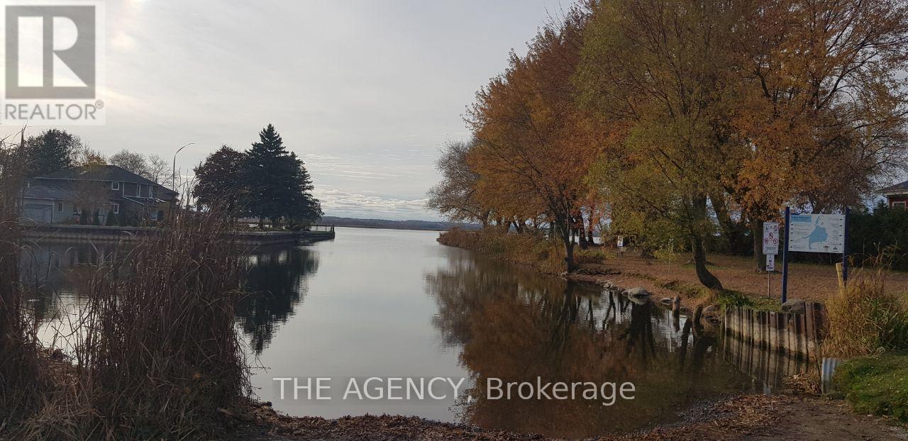 282 Terrace Drive, Georgina, Ontario  L4P 2Y8 - Photo 14 - N13870654
