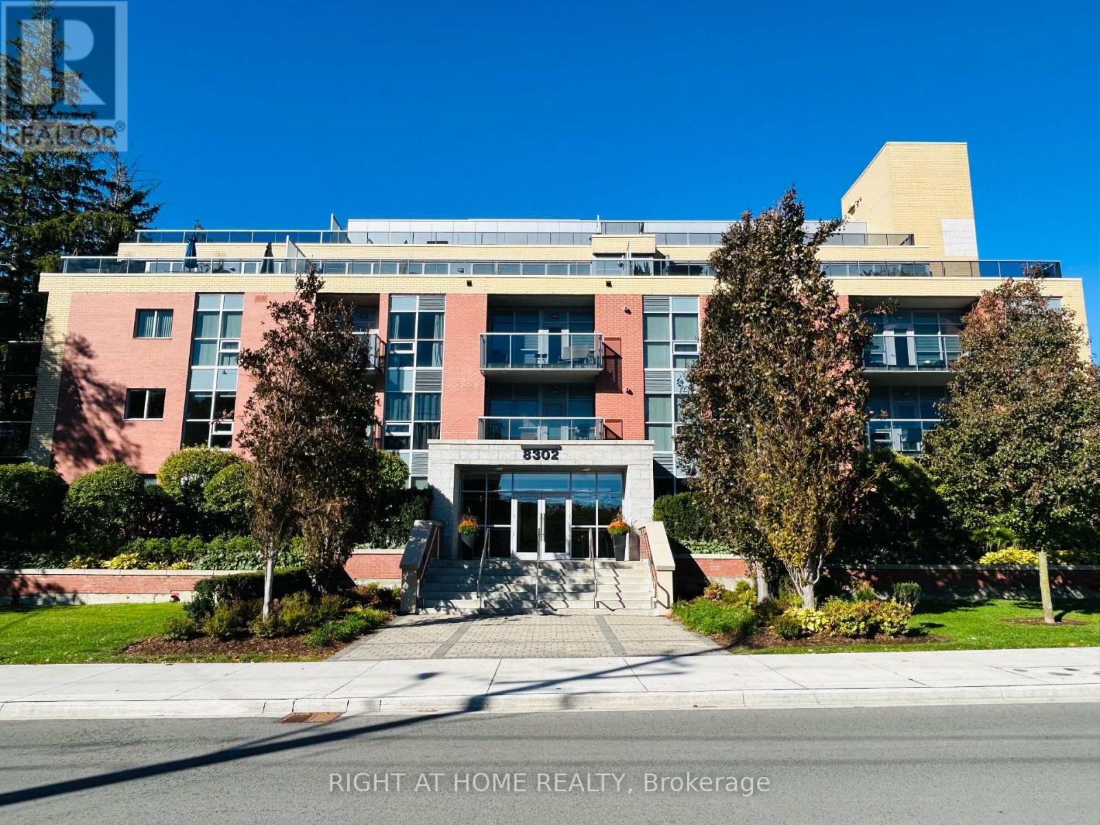 207 - 8302 ISLINGTON AVENUE, Vaughan, Ontario