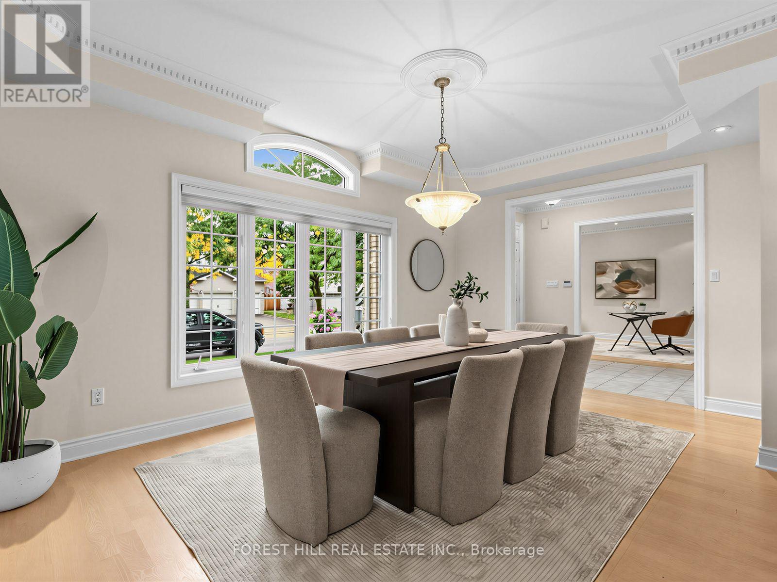 104 SANIBEL CRESCENT Vaughan (Uplands), ON L4J 8K7