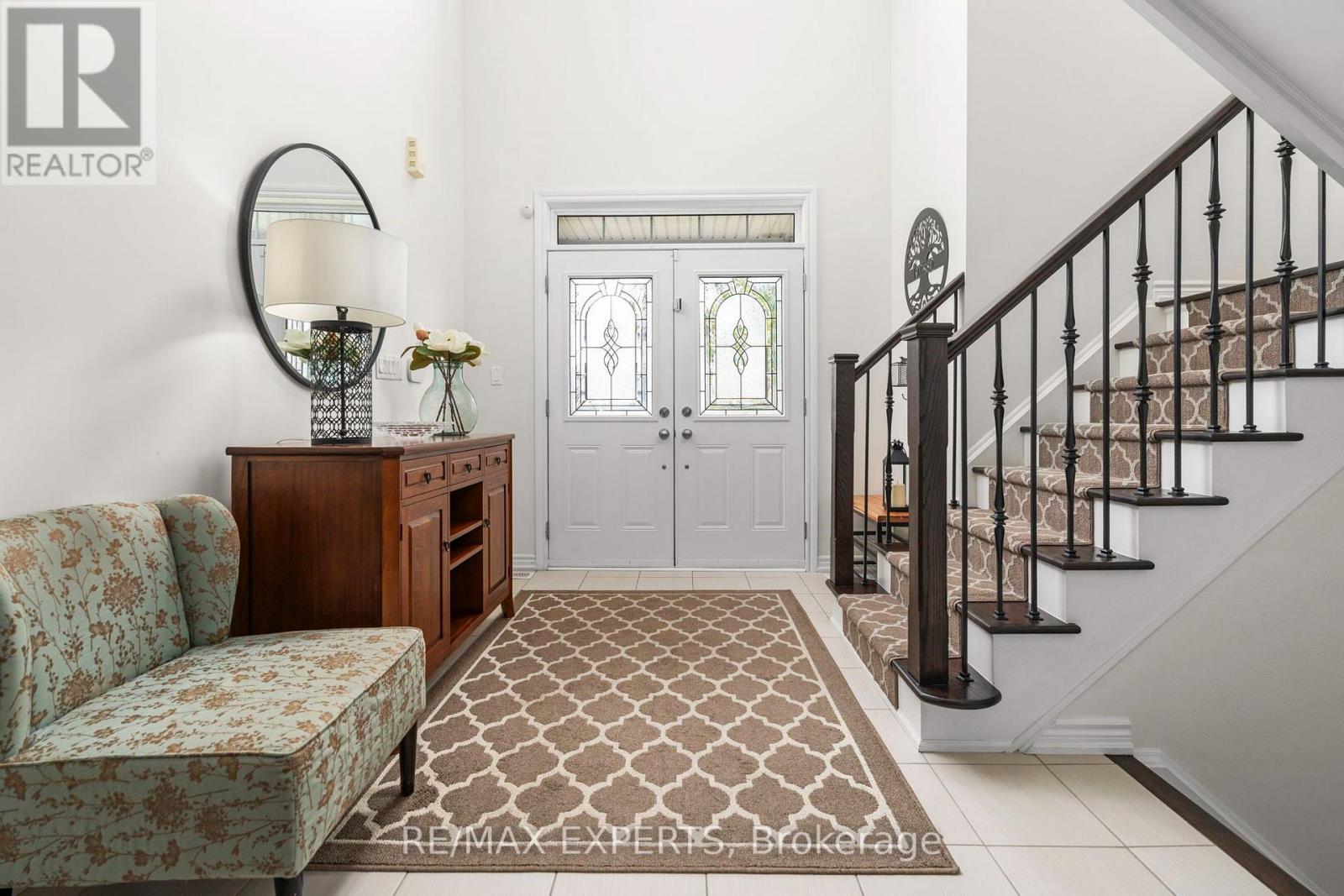 20 Hackett Street, New Tecumseth, Ontario  L9R 1V2 - Photo 5 - N13870962