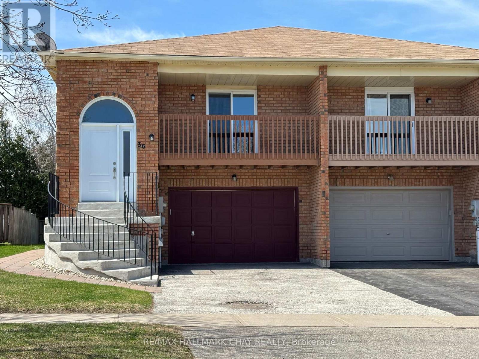 A - 36 Porritt Street, Barrie (Ardagh), Ontario  L4N 6Y3 - Photo 1 - S13870788