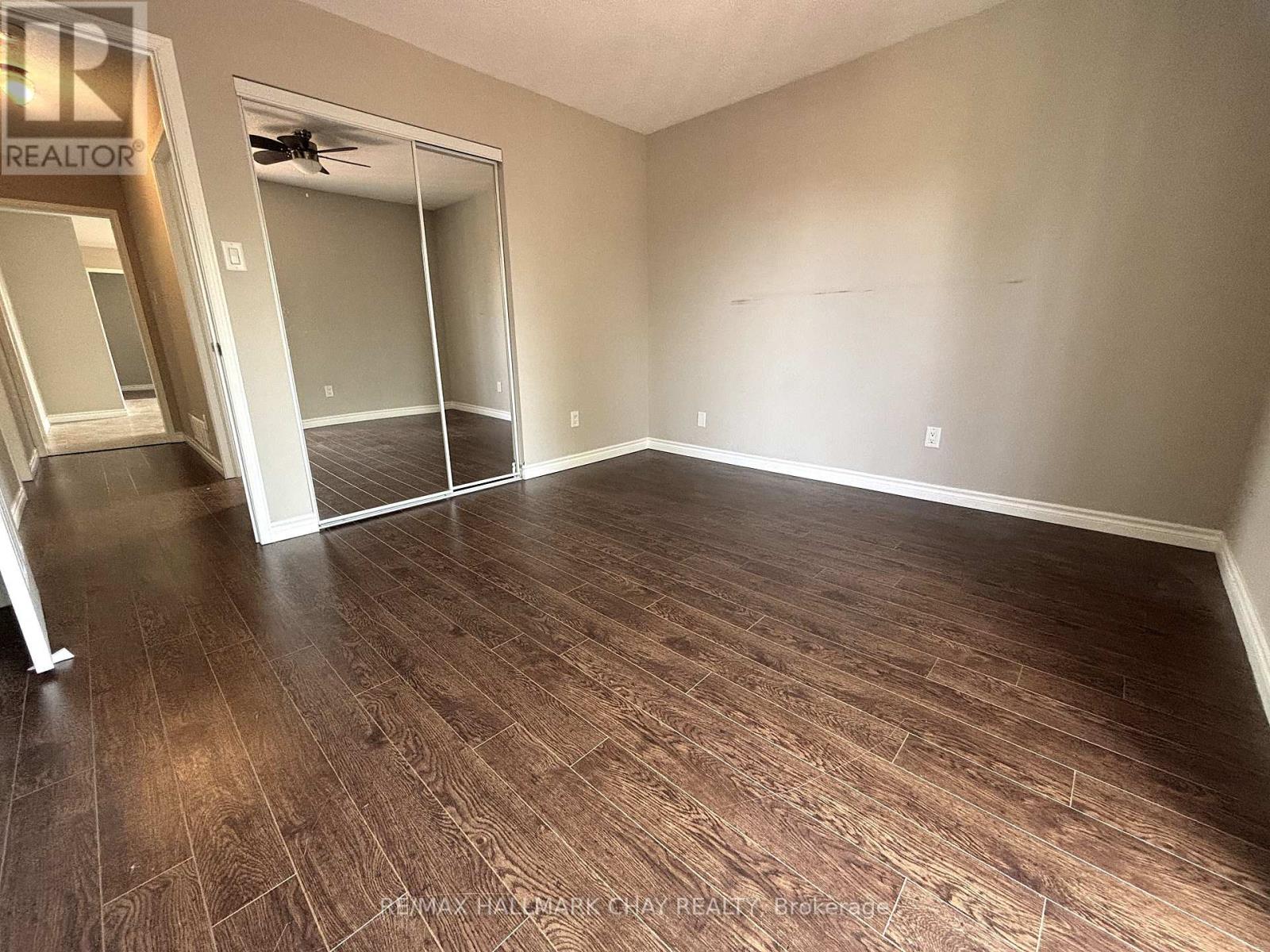 A - 36 Porritt Street, Barrie (Ardagh), Ontario  L4N 6Y3 - Photo 10 - S13870788