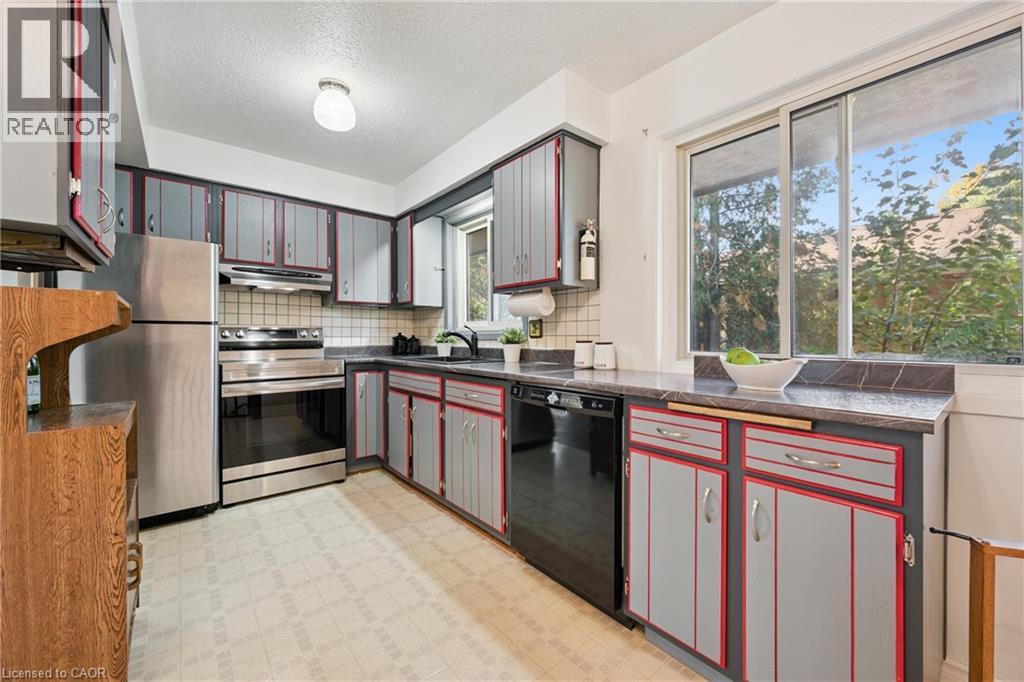 128 Briar Knoll Drive, Kitchener, Ontario  N2E 2B8 - Photo 10 - 40869327