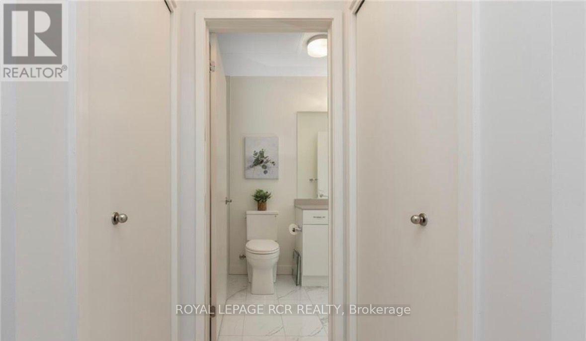 406 - 150 Sabina Drive, Oakville, Ontario  L6H 0W3 - Photo 22 - W13870676