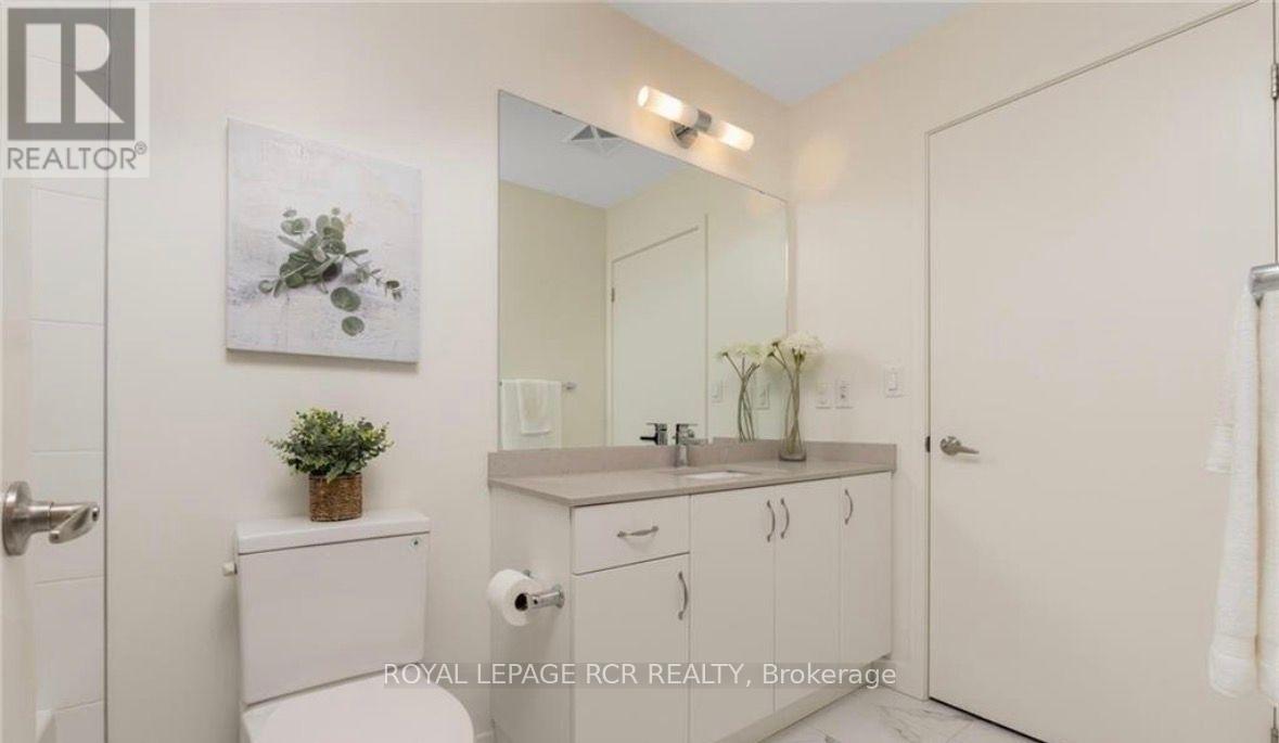 406 - 150 Sabina Drive, Oakville, Ontario  L6H 0W3 - Photo 23 - W13870676