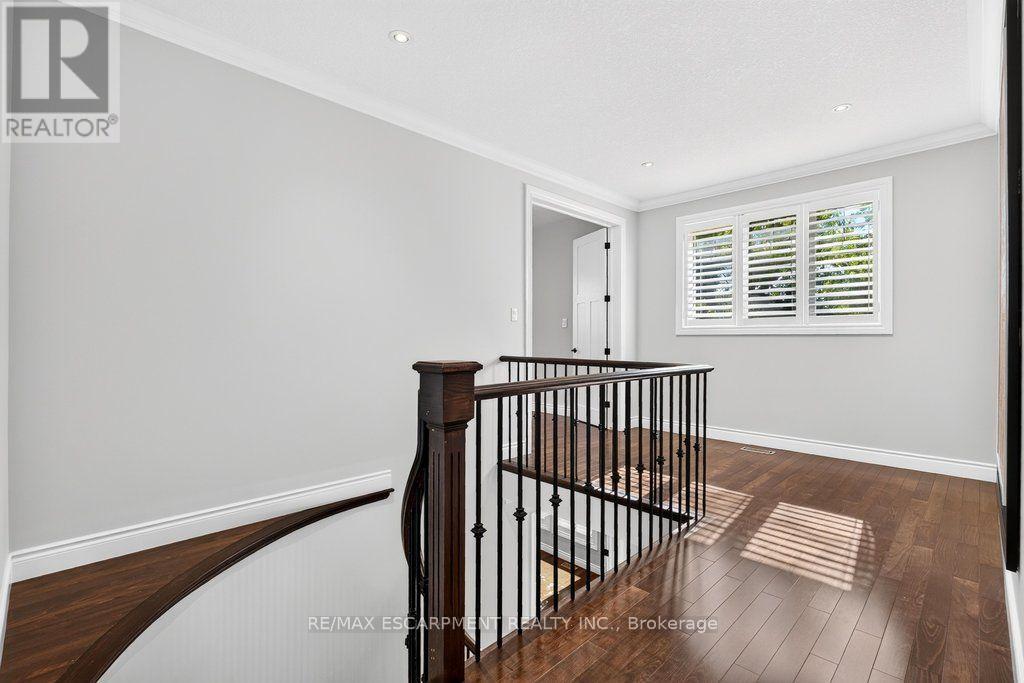 225 Lakeside Avenue, Burlington, Ontario  L7N 1Y4 - Photo 22 - W13870680