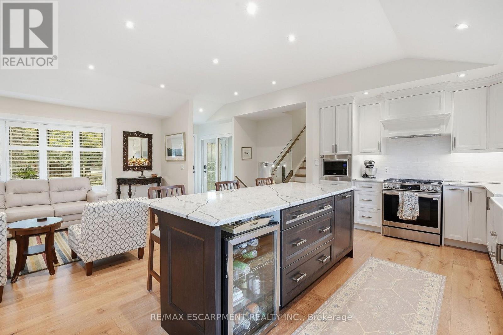 502 Karen Drive, Burlington, Ontario  L7R 3J1 - Photo 5 - W13870750