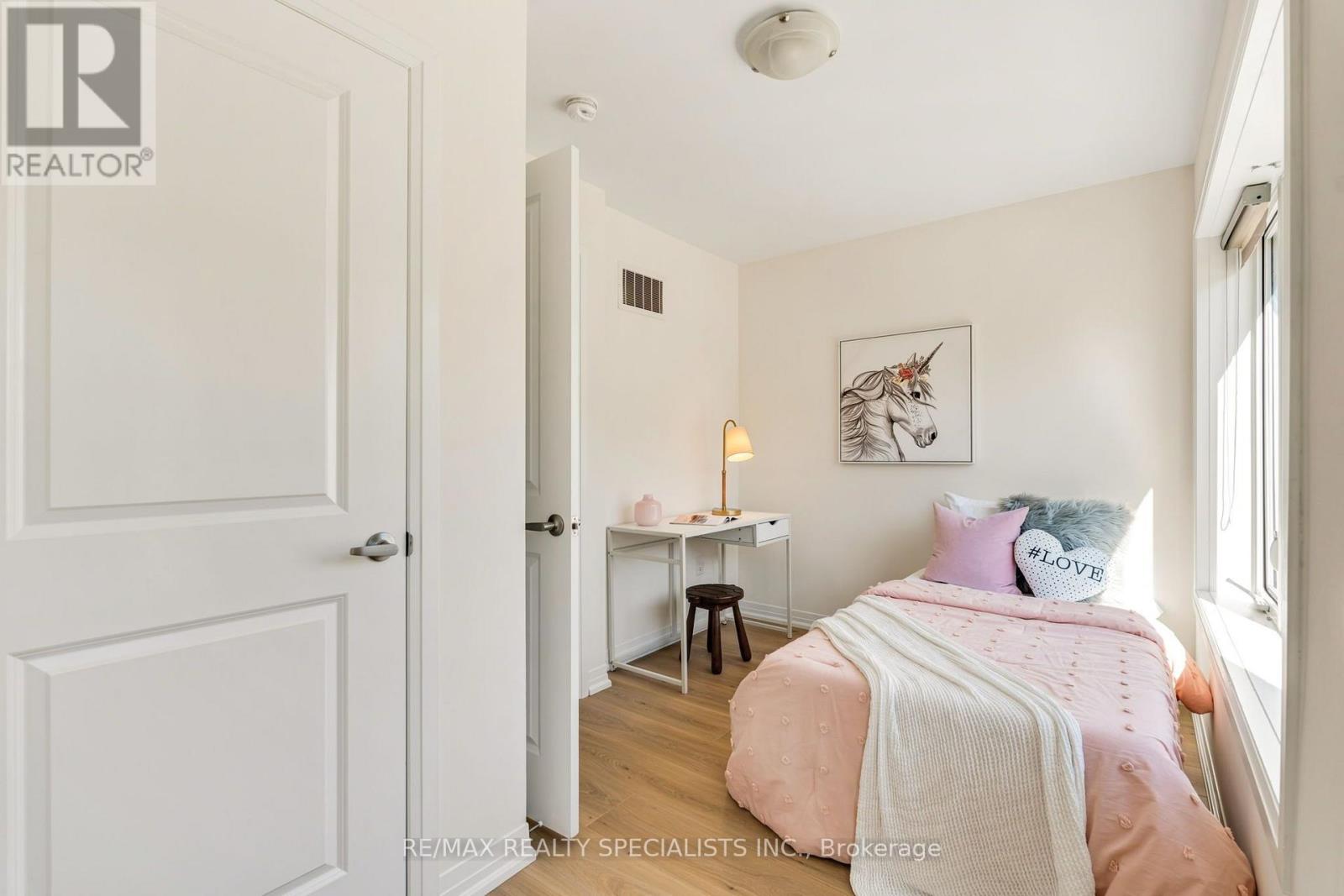 162 William Duncan Road, Toronto, Ontario  M3K 0C1 - Photo 22 - W13870760