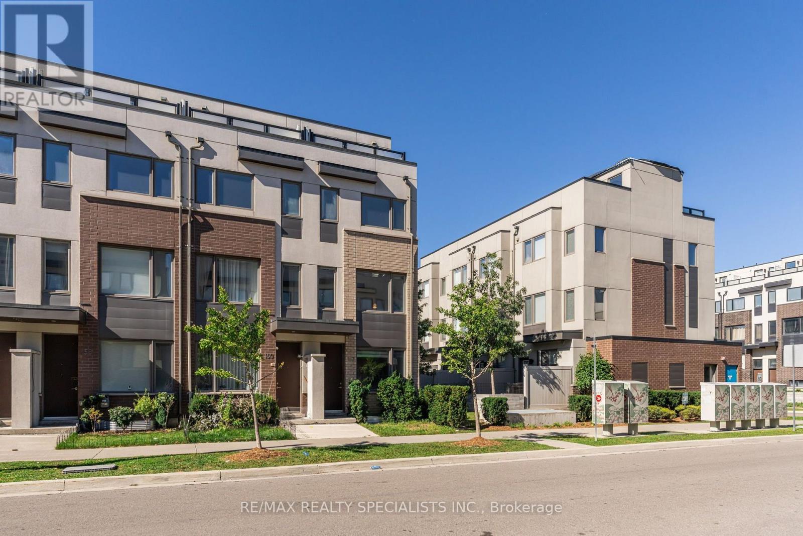 162 William Duncan Road, Toronto, Ontario  M3K 0C1 - Photo 3 - W13870760