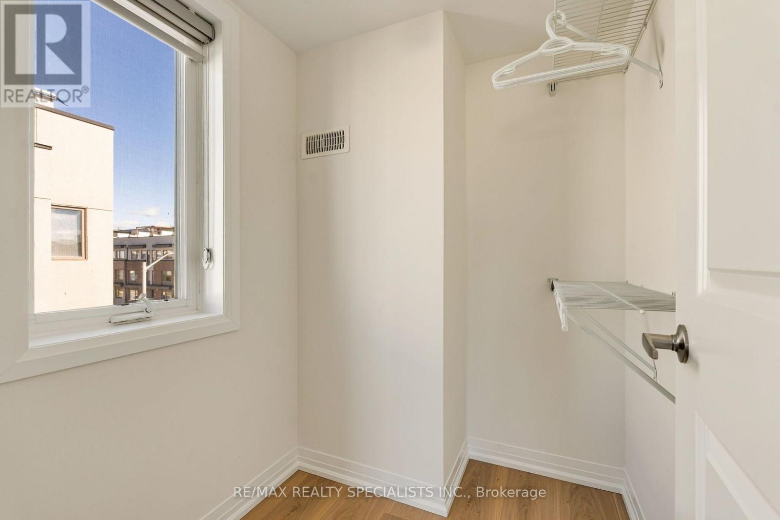 162 William Duncan Road, Toronto, Ontario  M3K 0C1 - Photo 32 - W13870760