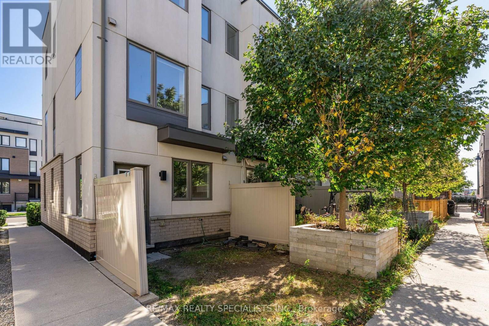 162 William Duncan Road, Toronto, Ontario  M3K 0C1 - Photo 46 - W13870760