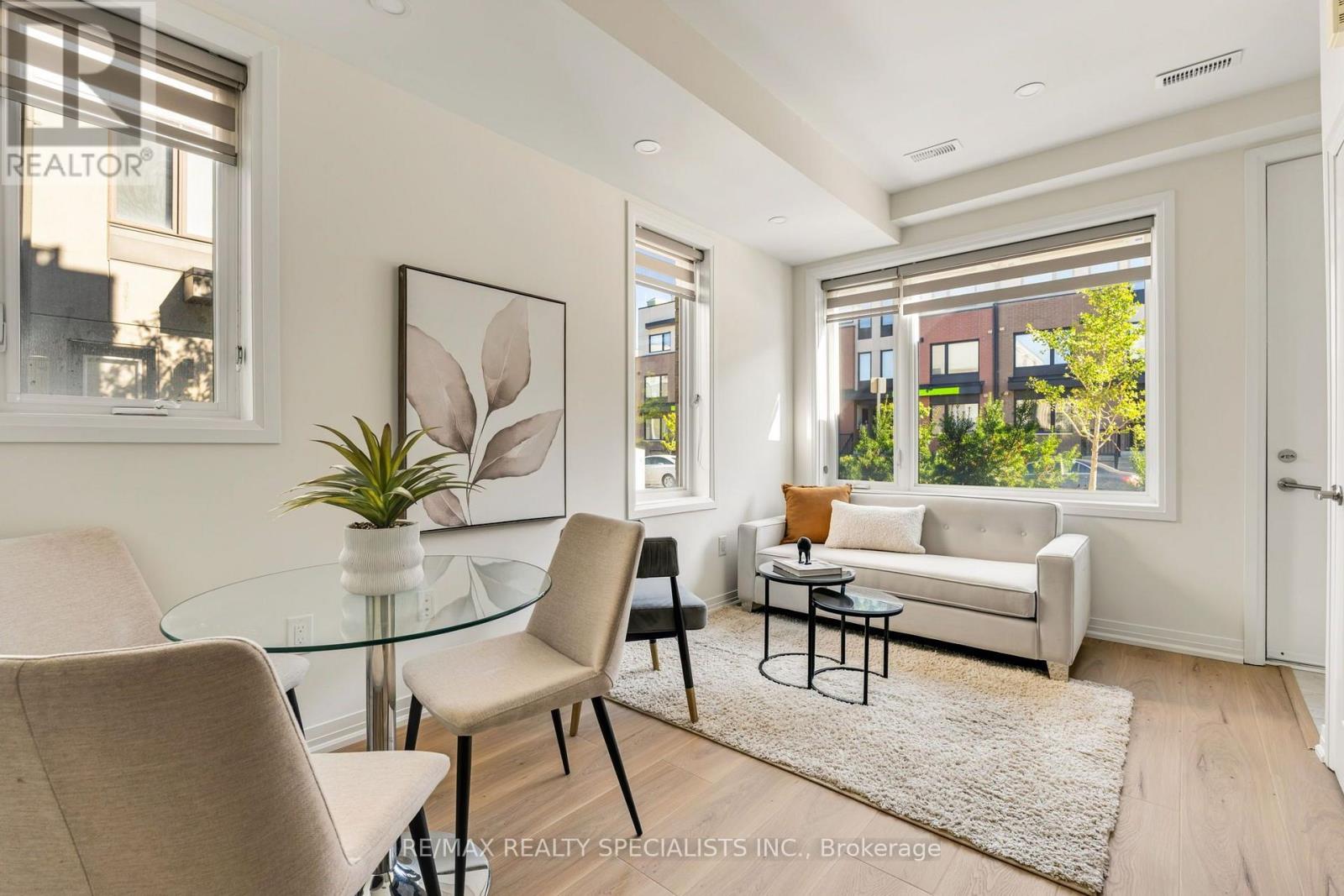 162 William Duncan Road, Toronto, Ontario  M3K 0C1 - Photo 7 - W13870760