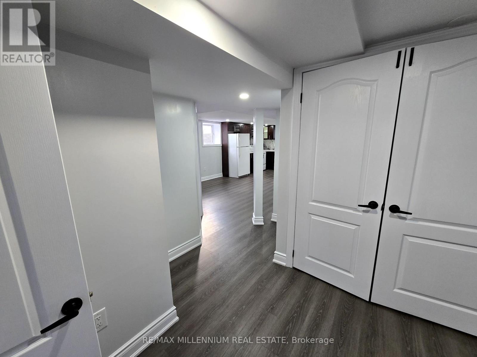 Basement - 14 Charles Street, Brampton, Ontario  L6V 1E6 - Photo 10 - W13870808