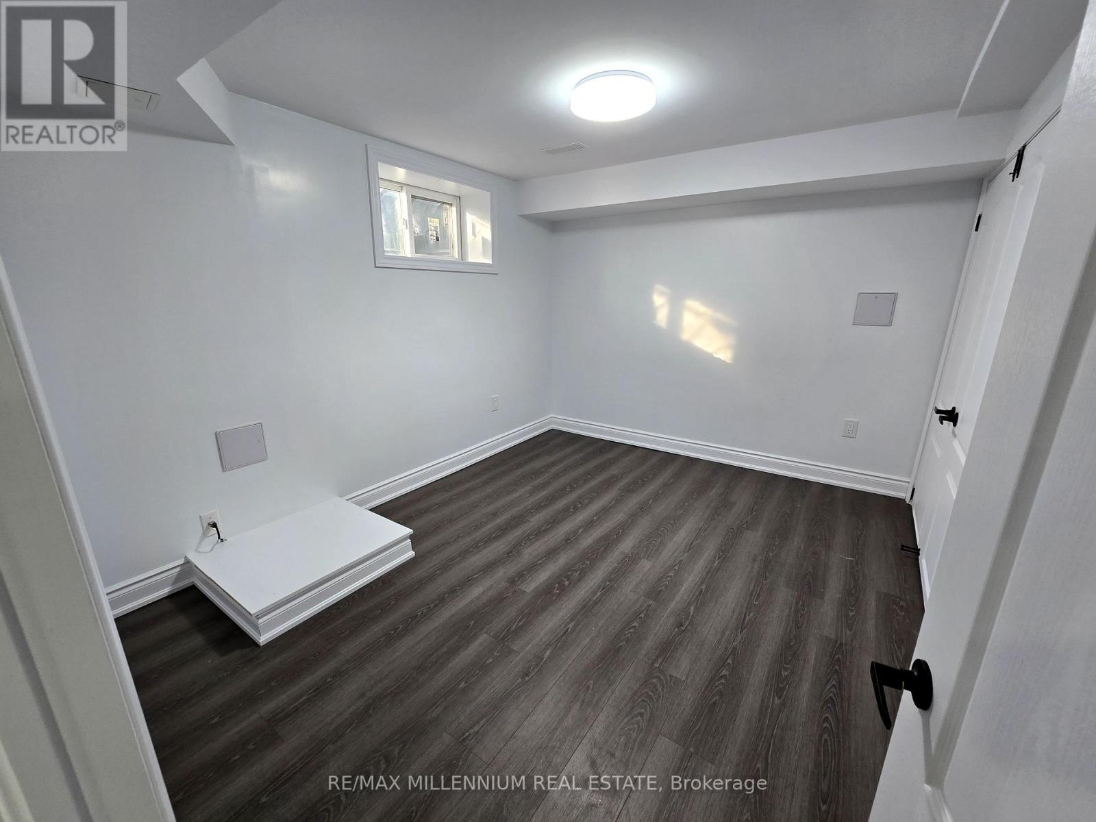 Basement - 14 Charles Street, Brampton, Ontario  L6V 1E6 - Photo 7 - W13870808