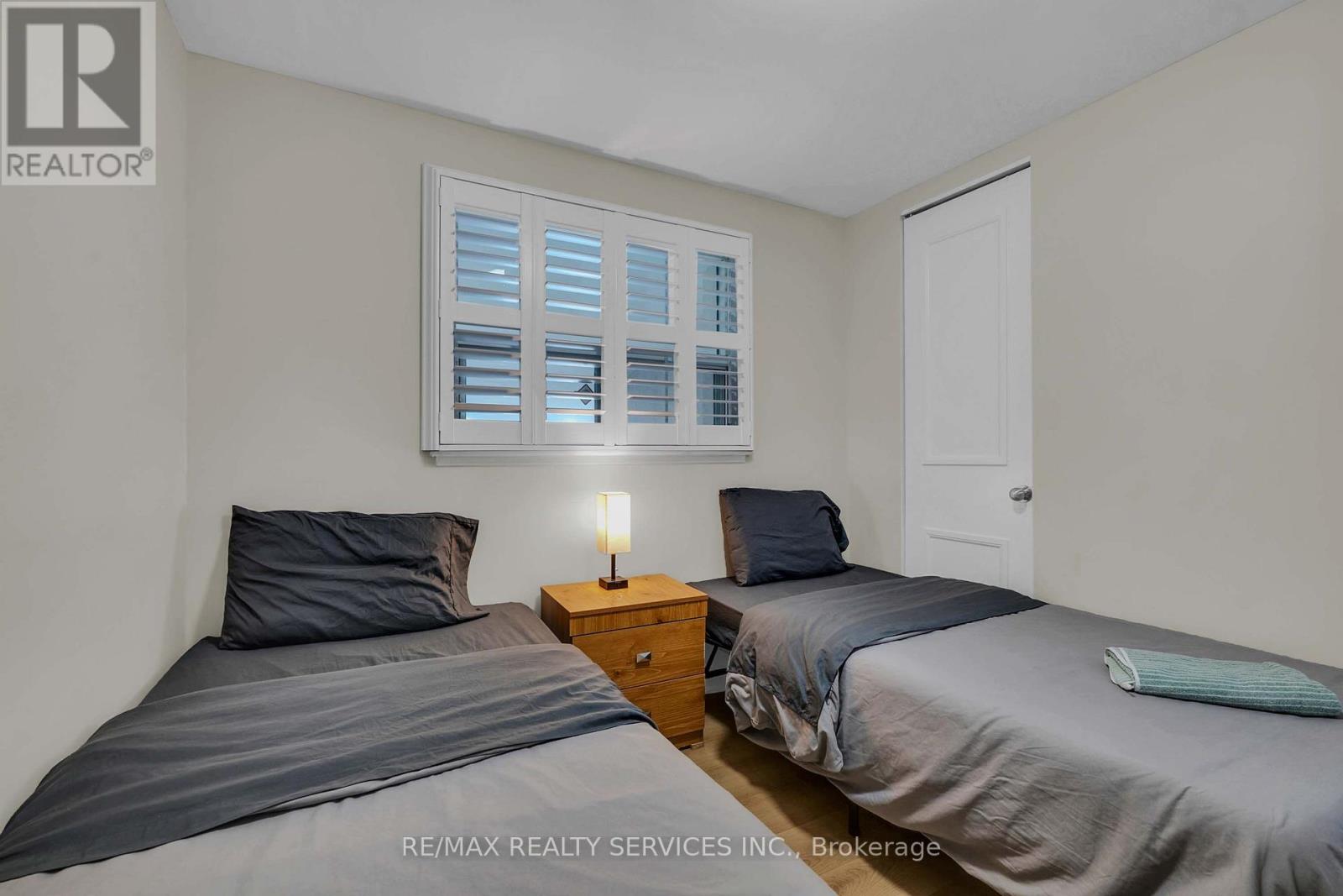 17 Avening Drive, Toronto, Ontario  M9V 1Y2 - Photo 26 - W13870832