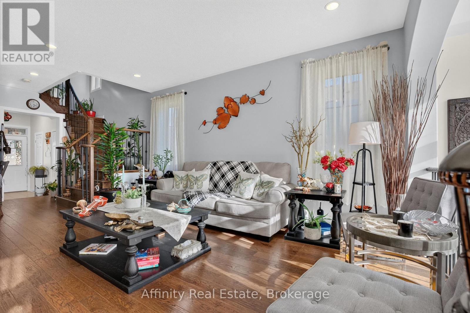 10 Maplerun Street, Caledon, Ontario  L7C 3P9 - Photo 14 - W13870938