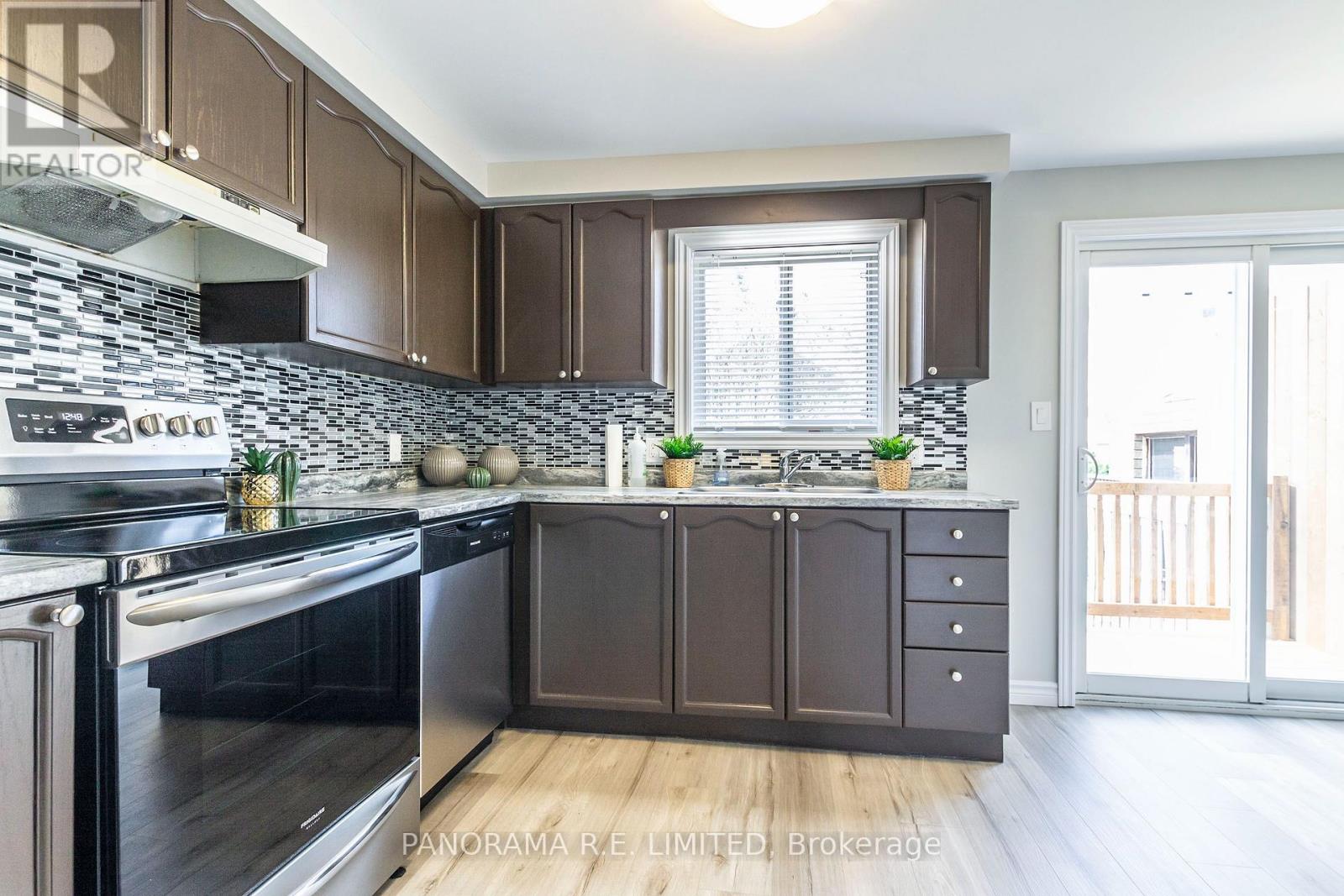 159 Northview Heights Drive, Cambridge, Ontario  N1R 7M1 - Photo 5 - X13870666