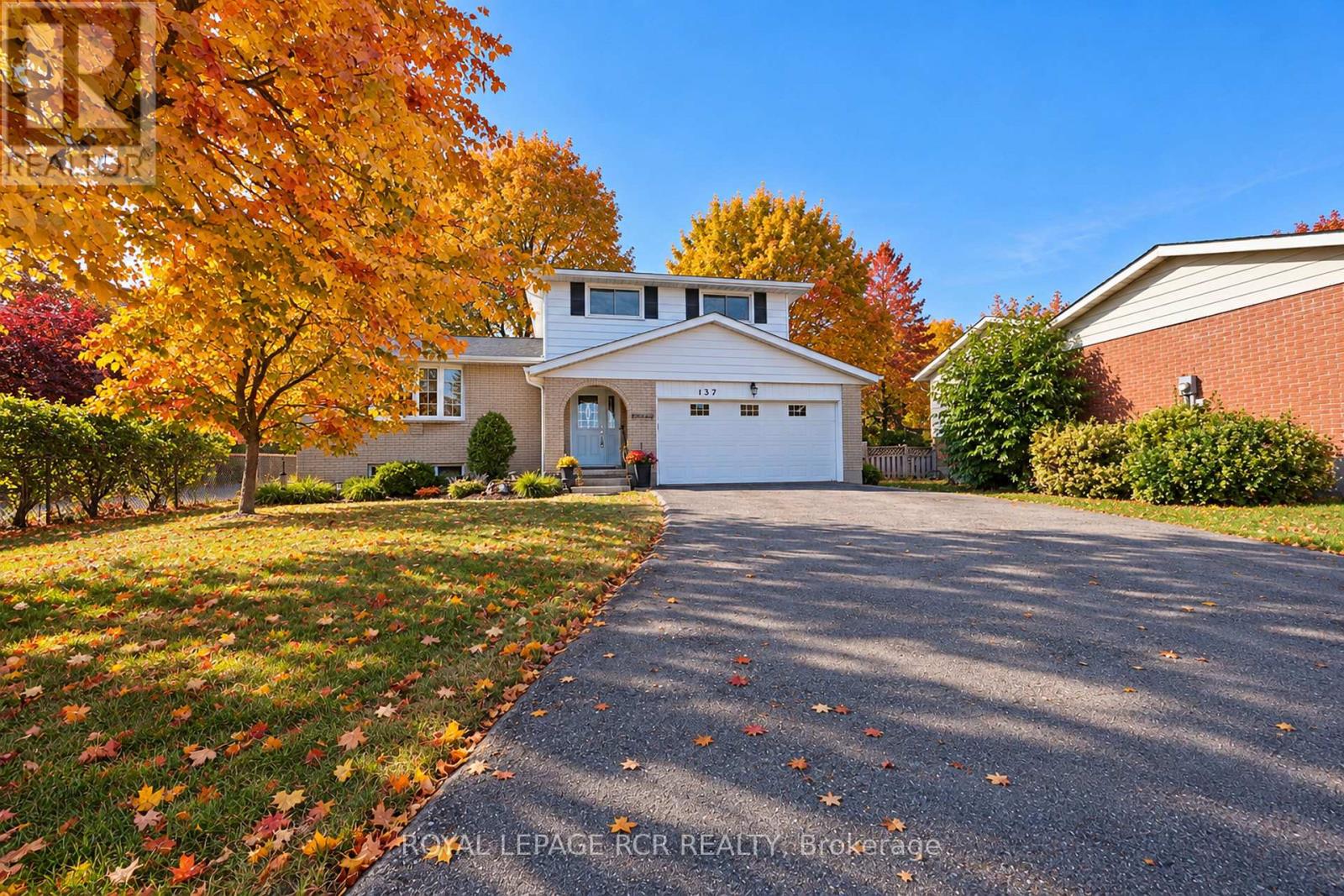 137 White Pine Crescent, Waterloo, Ontario  N2V 1B3 - Photo 2 - X13870736